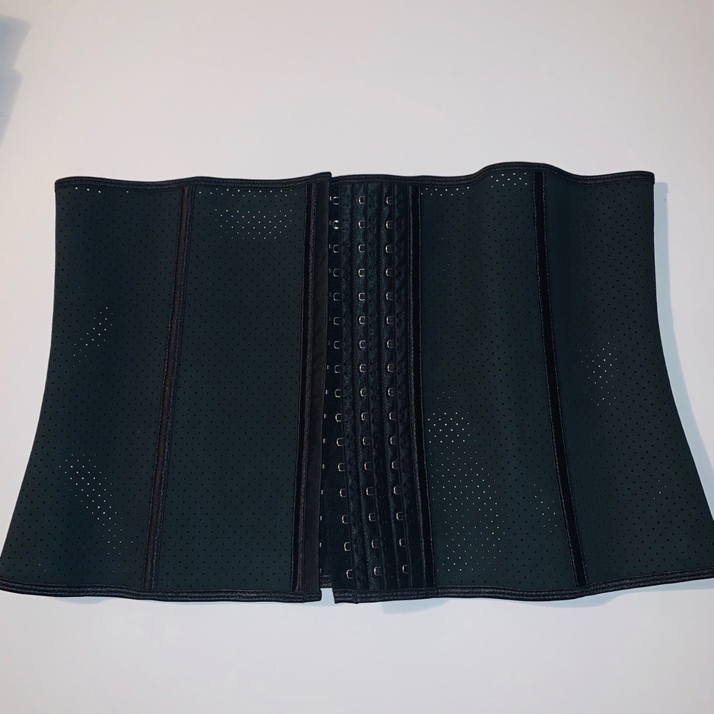 Waist trainer